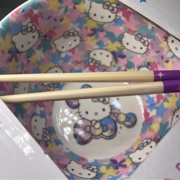 Hello Kitty 6in Chopstick Bowl - Picture 3 of 3